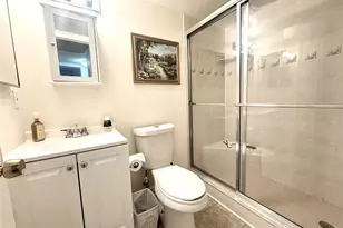 7701 Starkey Rd, Seminole, FL 33777 - Photo 13
