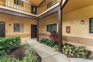 2689 Sabal Springs Cir, Clearwater, FL 33761 - Photo 27