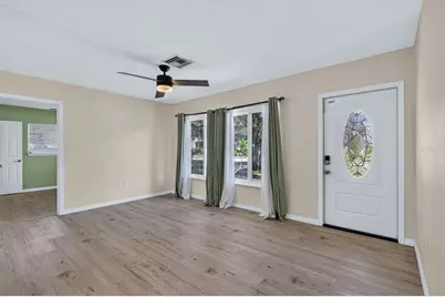 715 W Bayshore Drive, Tarpon Springs, FL 34689 - Photo 7