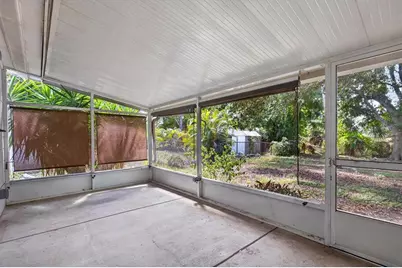 715 W Bayshore Drive, Tarpon Springs, FL 34689 - Photo 25