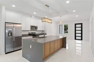 8522 N Ashley St, Tampa, FL 33604 - Photo 3