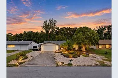 7812 2nd Avenue NW, Bradenton, FL 34209 - Photo 1