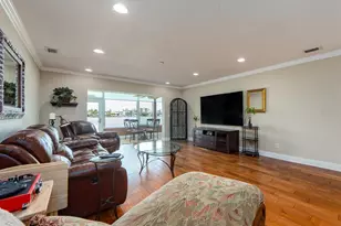 770 Island Way, Clearwater Beach, FL 33767 - Photo 9