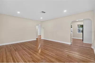 6946 5th Avenue N, Saint Petersburg, FL 33710 - Photo 3