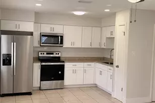 10123 N 11th St, Tampa, FL 33612 - Photo 7