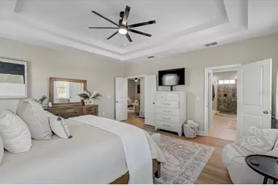 2194 Fairway Avenue S, Saint Petersburg, FL 33712 - Photo 37