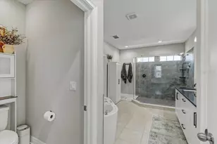 2194 Fairway Ave S, Saint Petersburg, FL 33712 - Photo 39