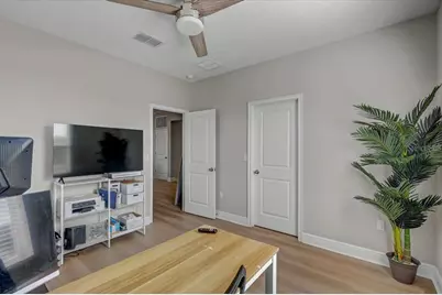 2194 Fairway Avenue S, Saint Petersburg, FL 33712 - Photo 47