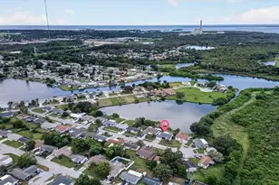 2217 Harrison Dr, Holiday, FL 34691 - Photo 3