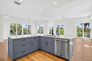 6900 Bochi Cir, Sarasota, FL 34242 - Photo 9