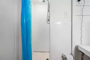 1225 11th St N, Saint Petersburg, FL 33705 - Photo 43