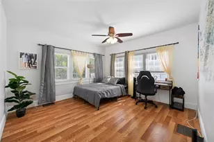 1225 11th St N, Saint Petersburg, FL 33705 - Photo 21