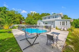 1225 11th St N, Saint Petersburg, FL 33705 - Photo 47