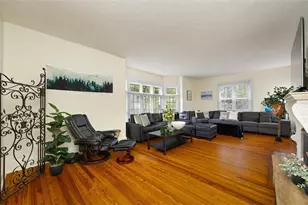 1225 11th St N, Saint Petersburg, FL 33705 - Photo 13
