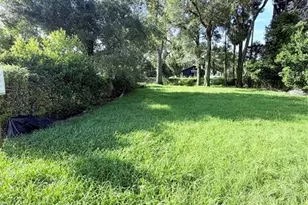 804 E Knollwood St, Tampa, FL 33604 - Photo 1