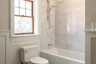 250 Mirror Lake Dr N, Saint Petersburg, FL 33701 - Photo 51