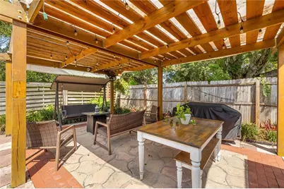 1512 Country Lane W, Clearwater, FL 33759 - Photo 37