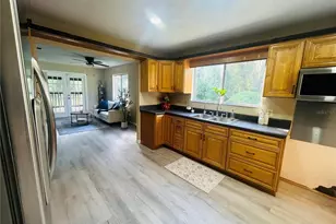32350 Marchmont Cir, Dade City, FL 33523 - Photo 19