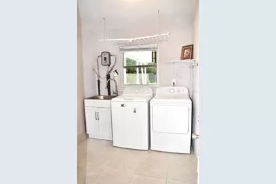 110 Royal Palms, Largo, FL 33771 - Photo 17