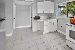 9218 W Robson St, Tampa, FL 33615 - Photo 21
