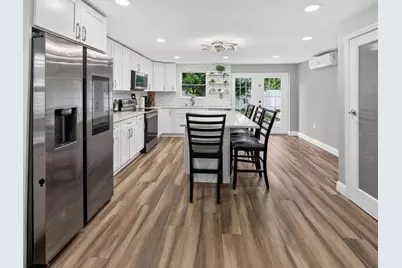 9218 W Robson Street, Tampa, FL 33615 - Photo 9