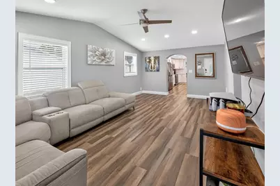 9218 W Robson Street, Tampa, FL 33615 - Photo 5