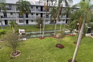 4050 4th St N, Saint Petersburg, FL 33703 - Photo 5
