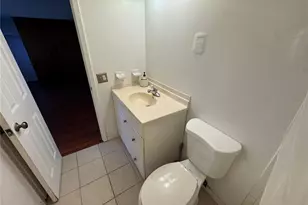 4050 4th St N, Saint Petersburg, FL 33703 - Photo 21