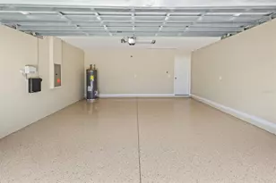 10633 Standing Stone Dr, Wimauma, FL 33598 - Photo 5