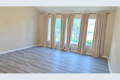 4135 Bismarck Palm Drive, Tampa, FL 33610 - Photo 17