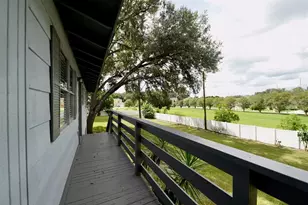 10210 Davis Rd, Tampa, FL 33637 - Photo 15