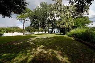 10210 Davis Rd, Tampa, FL 33637 - Photo 25