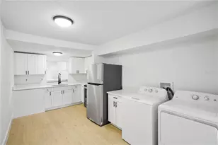 12703 N 15th St, Tampa, FL 33612 - Photo 11