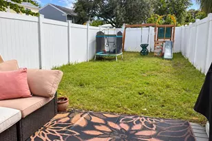 6128 Oak Cluster Cir, Tampa, FL 33634 - Photo 31