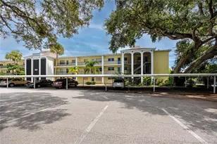 821 Deleon Ct, Dunedin, FL 34698 - Photo 39