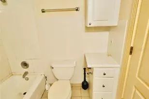 14 Hamilton Heath Dr, Tampa, FL 33604 - Photo 13