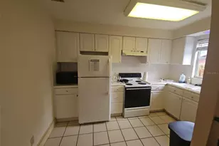 14 Hamilton Heath Dr, Tampa, FL 33604 - Photo 5