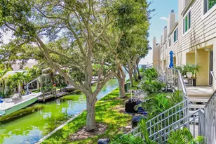 433 S Paula Dr, Dunedin, FL 34698 - Photo 61