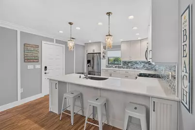 326 Windrush Boulevard #202, Indian Rocks Beach, FL 33785 - Photo 3