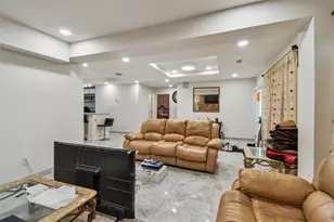 1377 S Washington Ave, Clearwater, FL 33756 - Photo 7