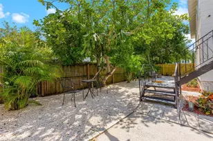 1423 Dr Martin Luther King Jr Street N, Saint Petersburg, FL 33704 - Photo 57