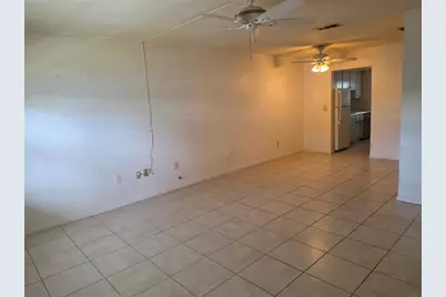 5850 21st Street N #15, Saint Petersburg, FL 33714 - Photo 3