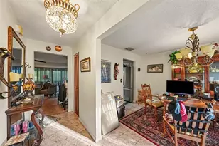 602 Speck Ct, Tampa, FL 33613 - Photo 7