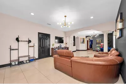 8930 N Newport Avenue, Tampa, FL 33604 - Photo 3