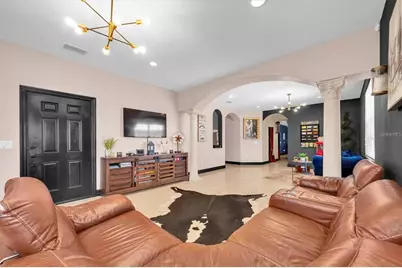 8930 N Newport Avenue, Tampa, FL 33604 - Photo 9