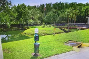 13626 Greenfield Dr, Tampa, FL 33618 - Photo 3