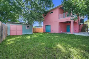316 Indiana Ave, Crystal Beach, FL 34681 - Photo 51