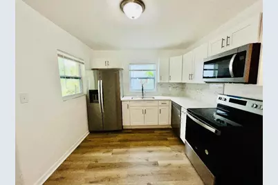 1247 Davis Road, Dunedin, FL 34698 - Photo 5