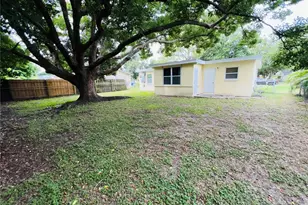 1247 Davis Rd, Dunedin, FL 34698 - Photo 23