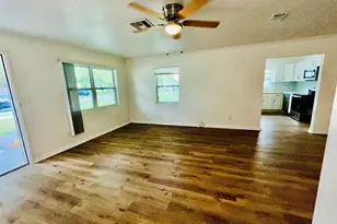 1247 Davis Rd, Dunedin, FL 34698 - Photo 7